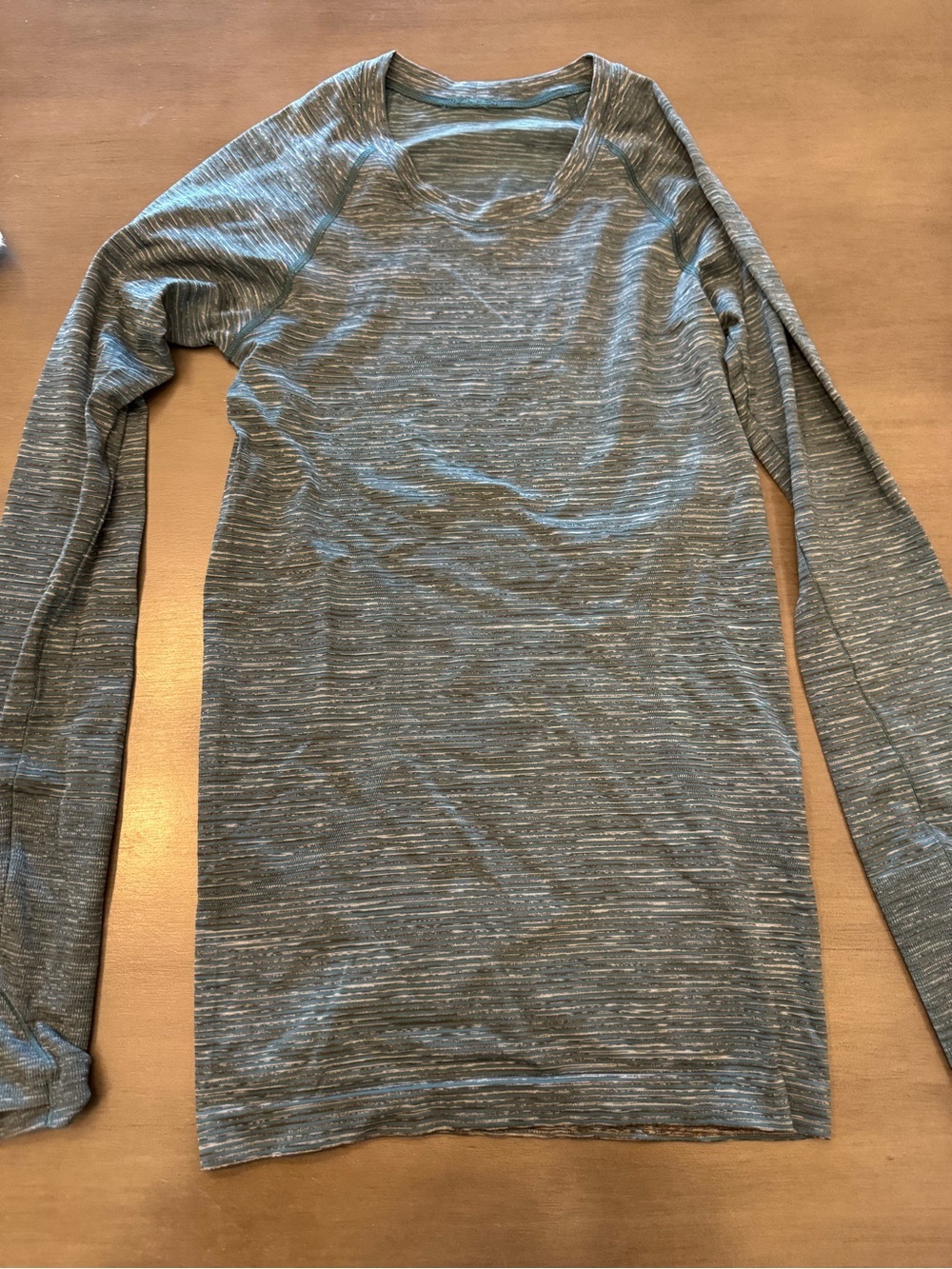 lululemon athletica Women's Long Sleeve Crew - Heathered Green-Blue